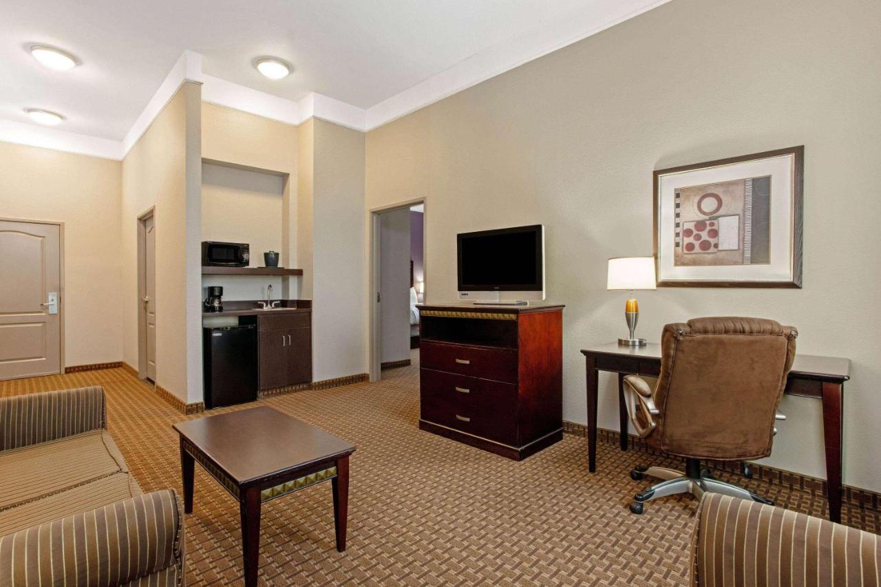La Quinta By Wyndham Cleburne Exterior foto